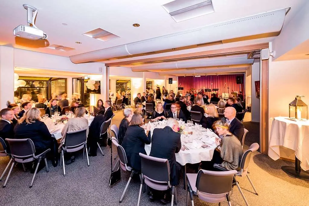 ****  Quality Hotel Waterfront Gotemburgo Suécia