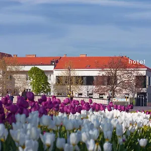 Hotel Strandhotel Alte Donau ****