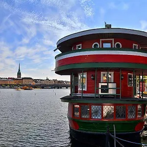 Hotel na wodzie Den Roeda Baten