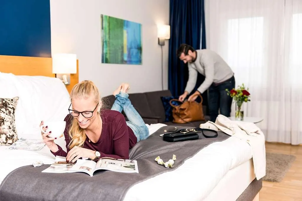Quality Hotel Waterfront Gothenburg 4*,